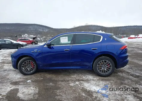 2023 Maserati Grecale Gt z USA, uszkodzony, nr VIN ZN682AVA6P7427588